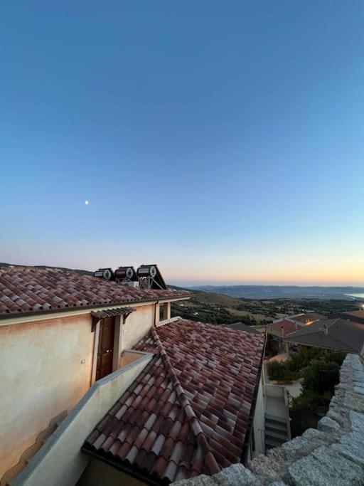 Casa Smeralda - Piscina E Vista Sul Mare! Trinita d'Agultu e Vignola Luaran gambar