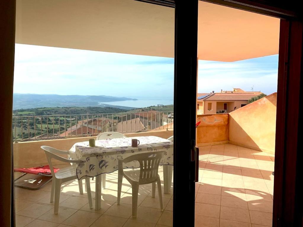 Casa Smeralda - Piscina E Vista Sul Mare! Trinita d'Agultu e Vignola Luaran gambar